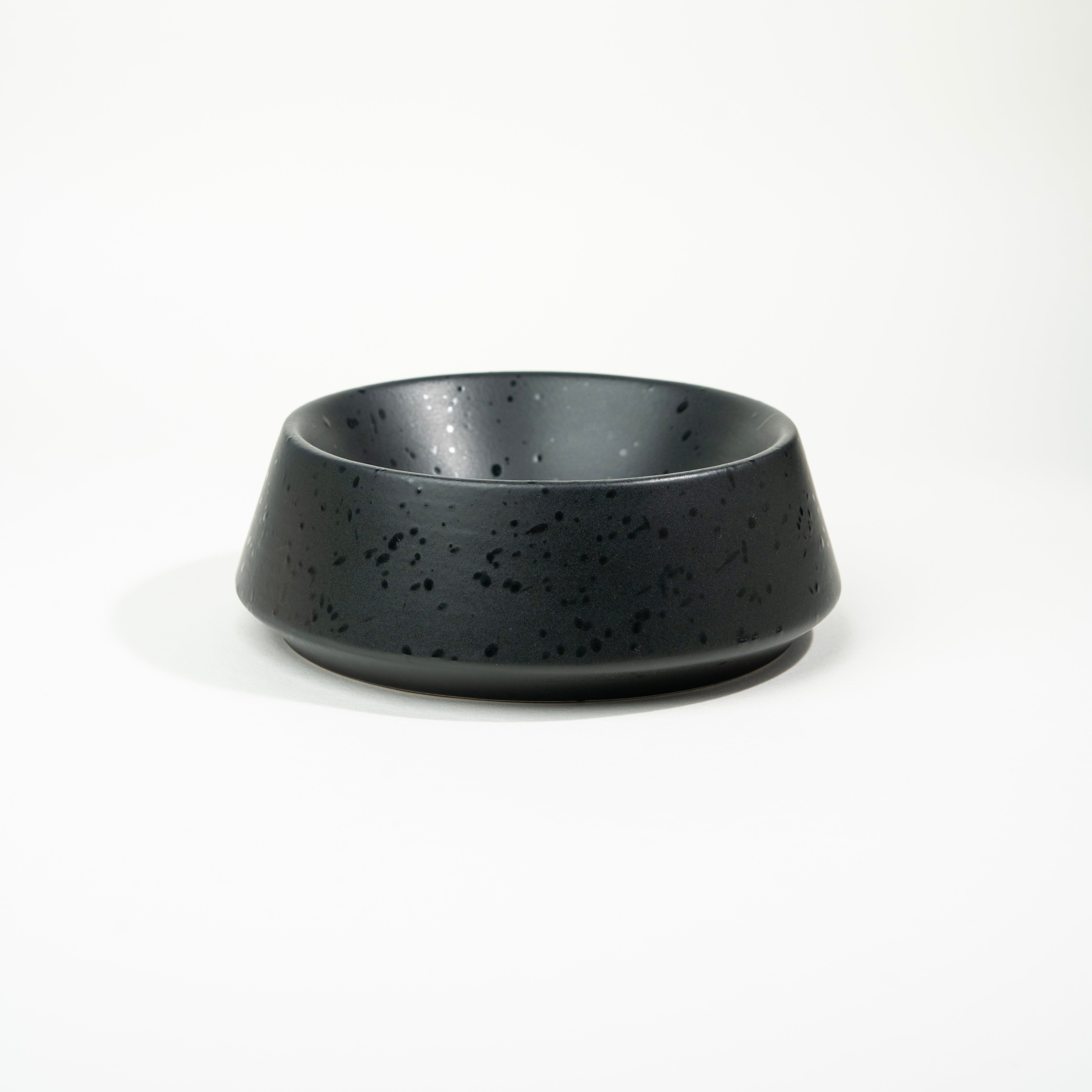LB-OSM-SRV-BW-CR-S01-009-BK