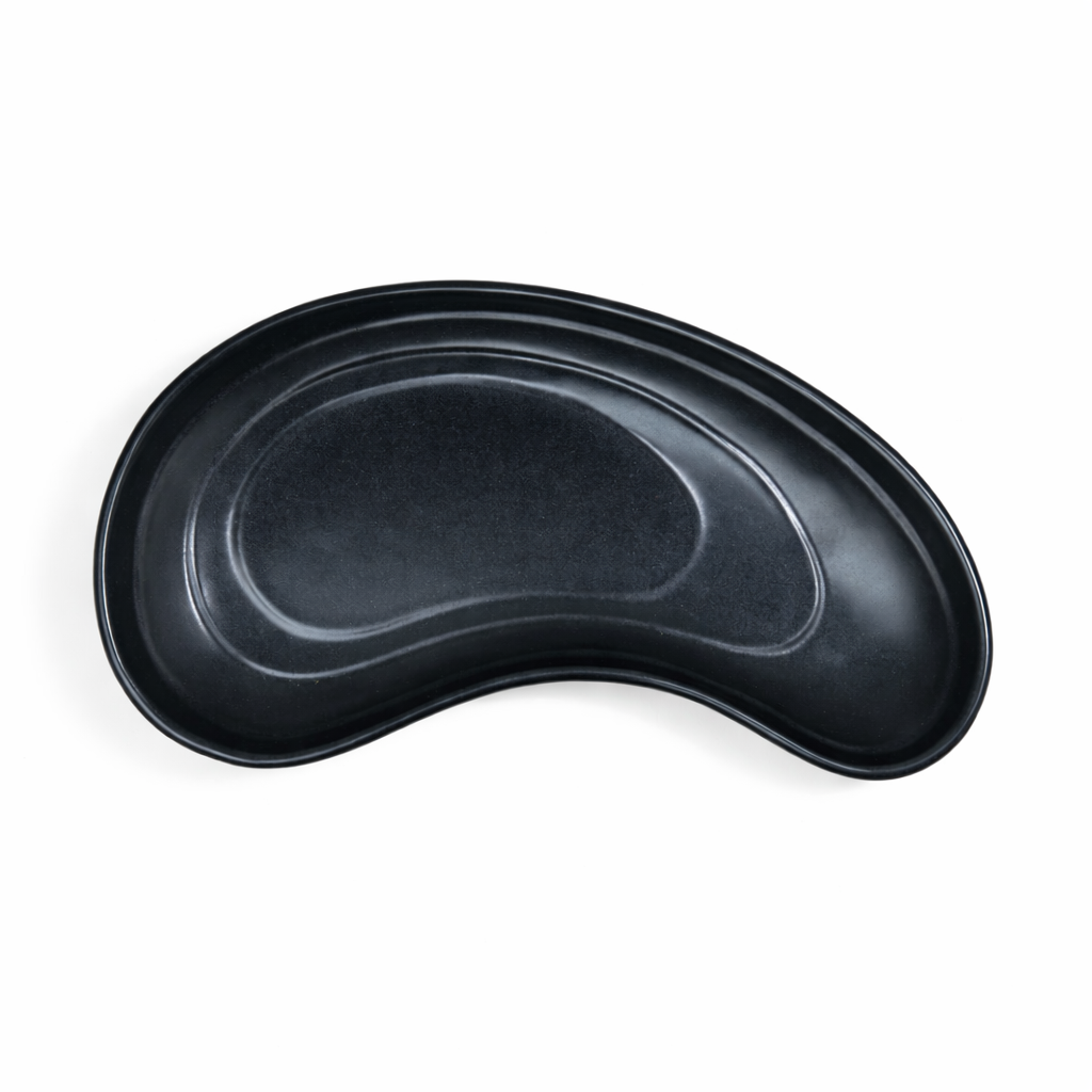The Shared Table Curved Platter | 11 in | Black