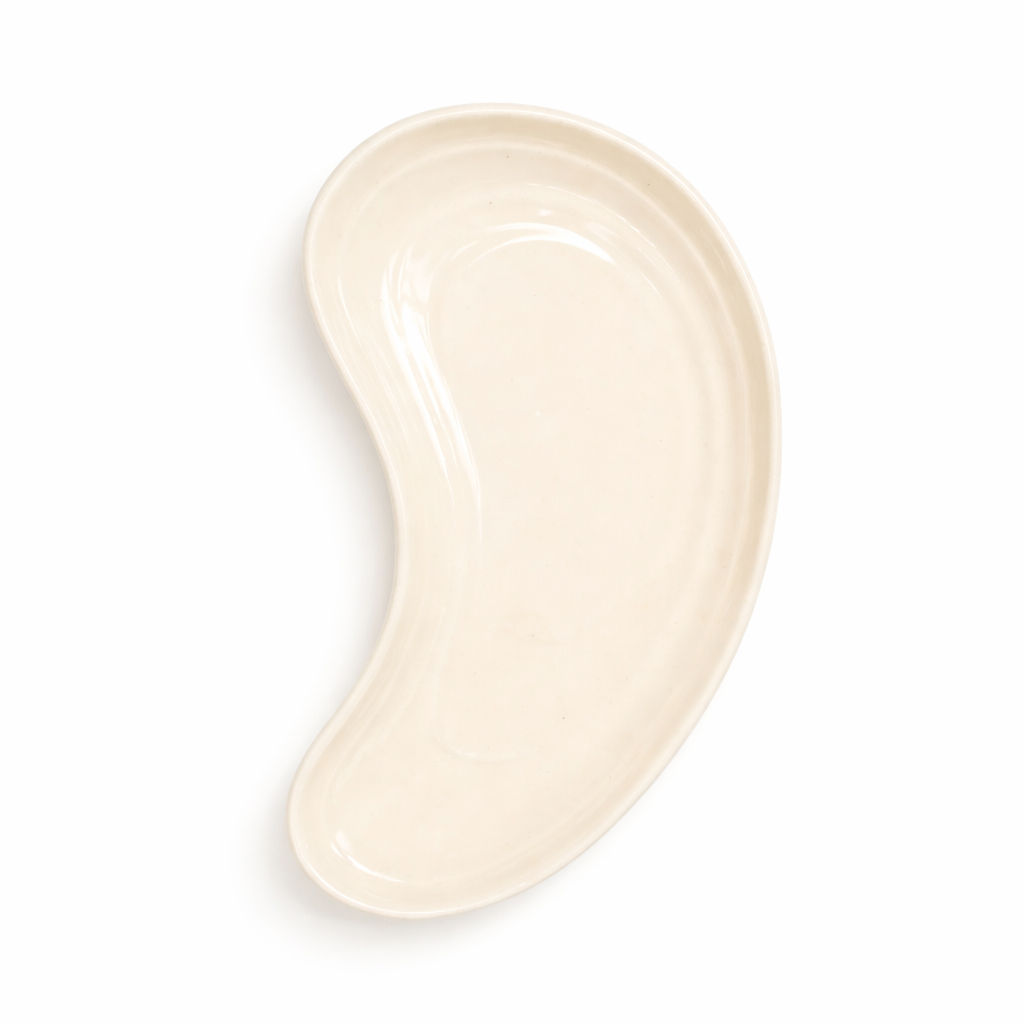 The Shared Table Curved Platter | 11 in | Ivory