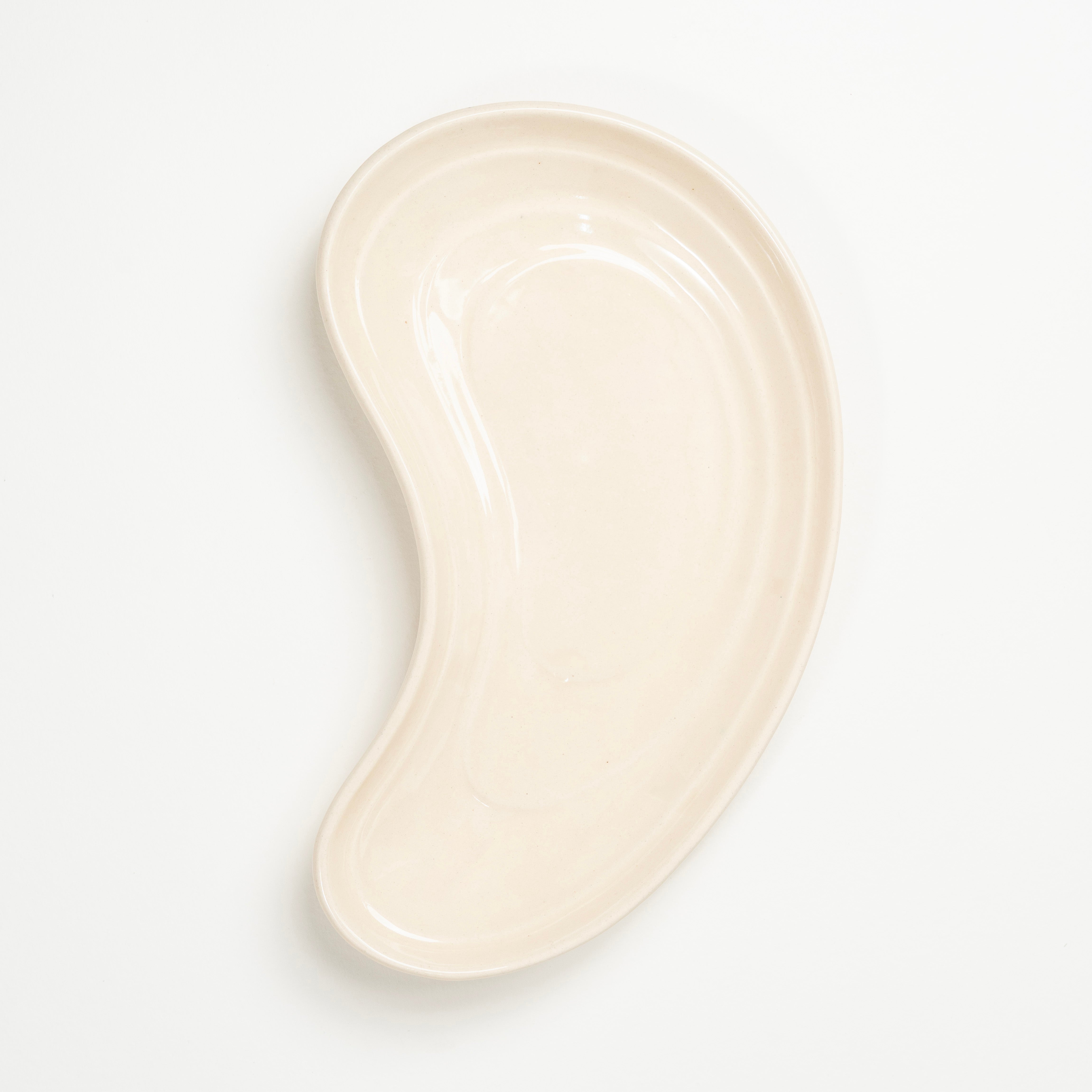 The Shared Table Curved Platter | 11 in | Ivory