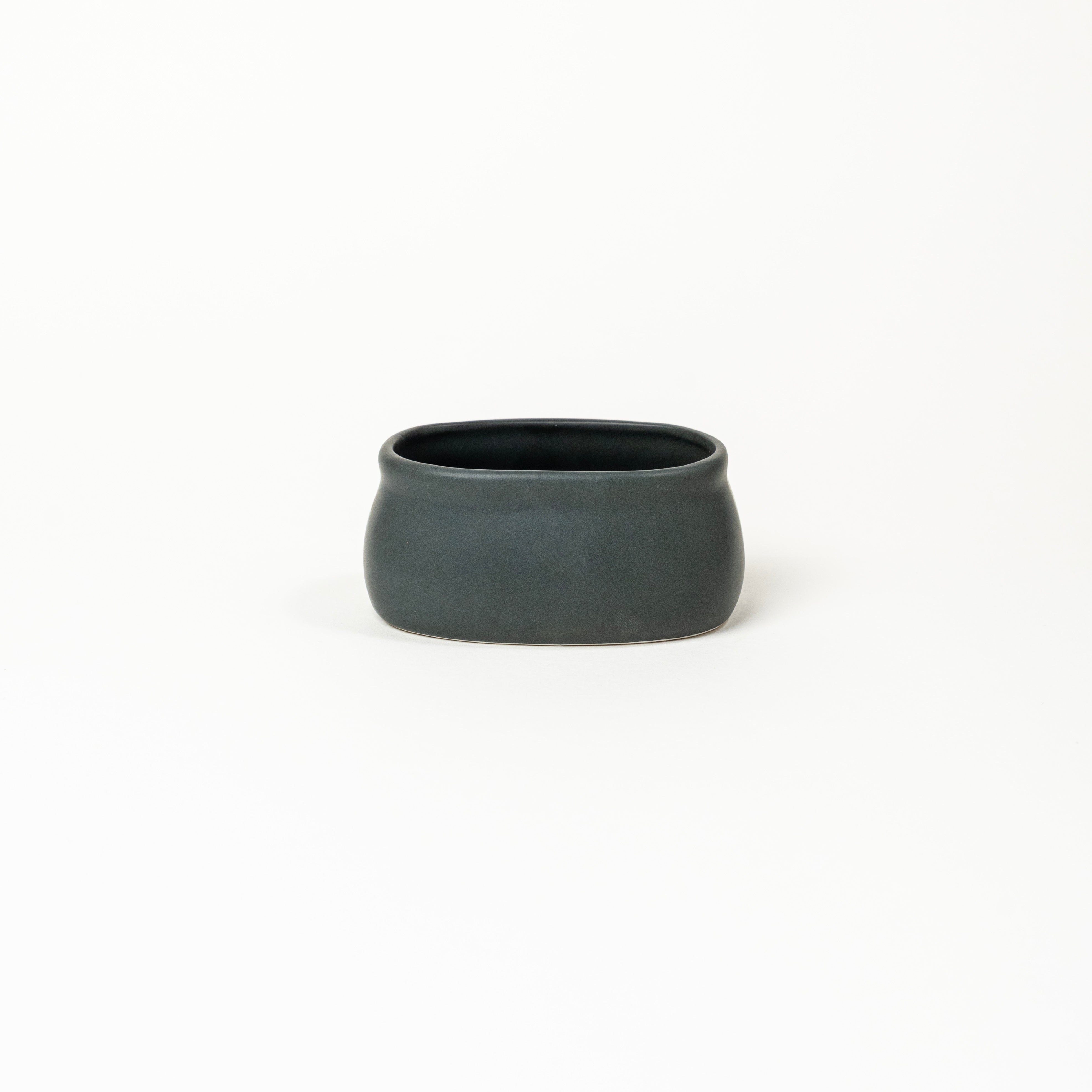 LB-MRI-SRV-BW-CR-S01-003-BK